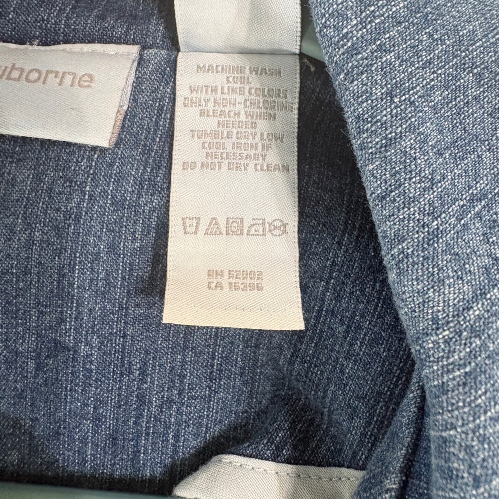 Liz Claiborne Denim Jacket Womens Small Blue Barn Coat Field Utility Outdoors - Picture 7 of 9